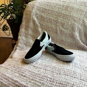 Size 4.5 Vans skater slip on Shoe